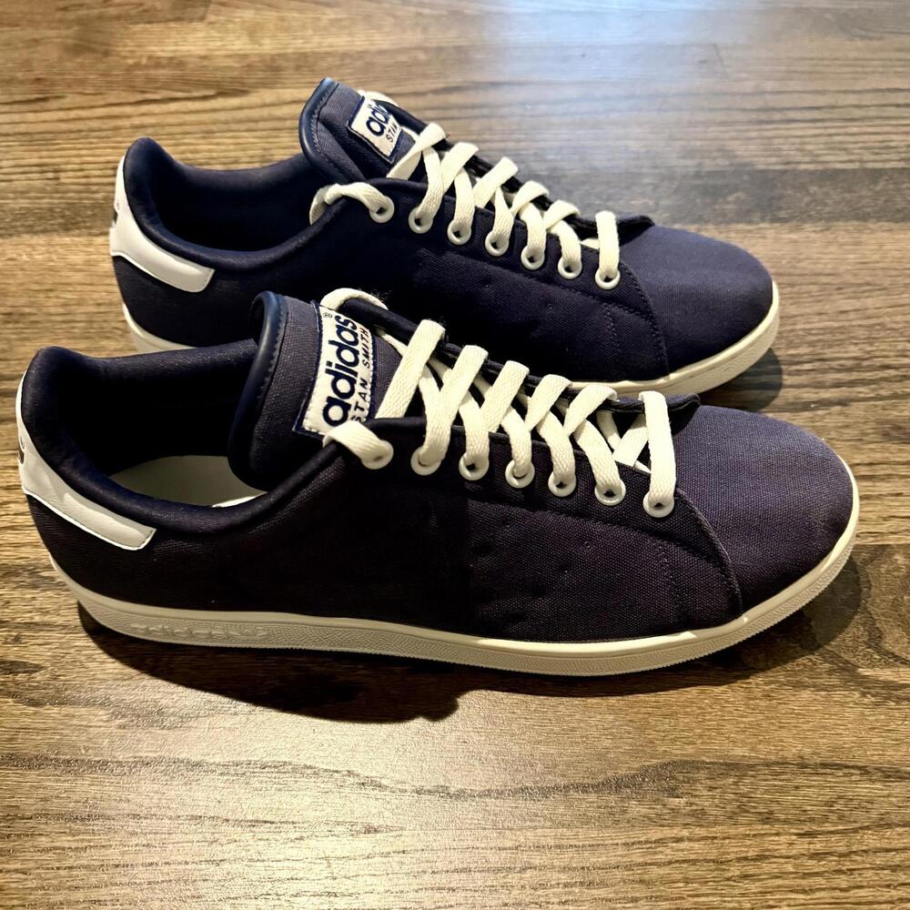 adidas Men's Navy and White Low-Top Sneakers